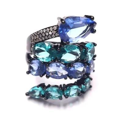 Snake-fashion product